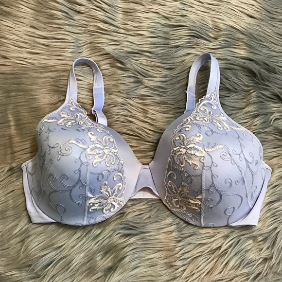 Bali Other - Bali Bra Size 38DD Underwire Lt Blue Full Coverage